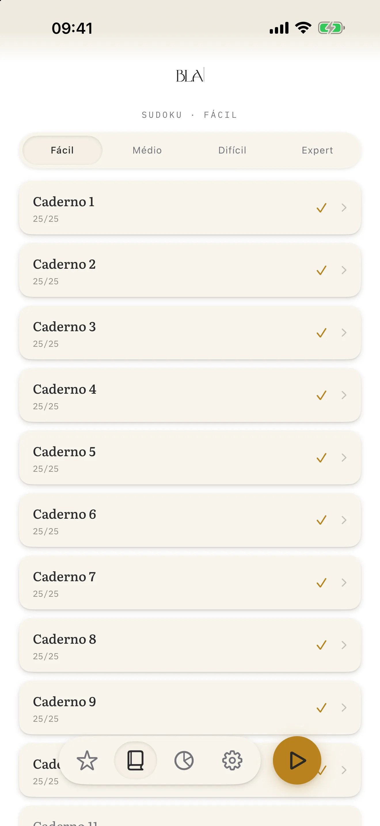 A estante de cadernos, com o seletor de nível e as páginas fechadas